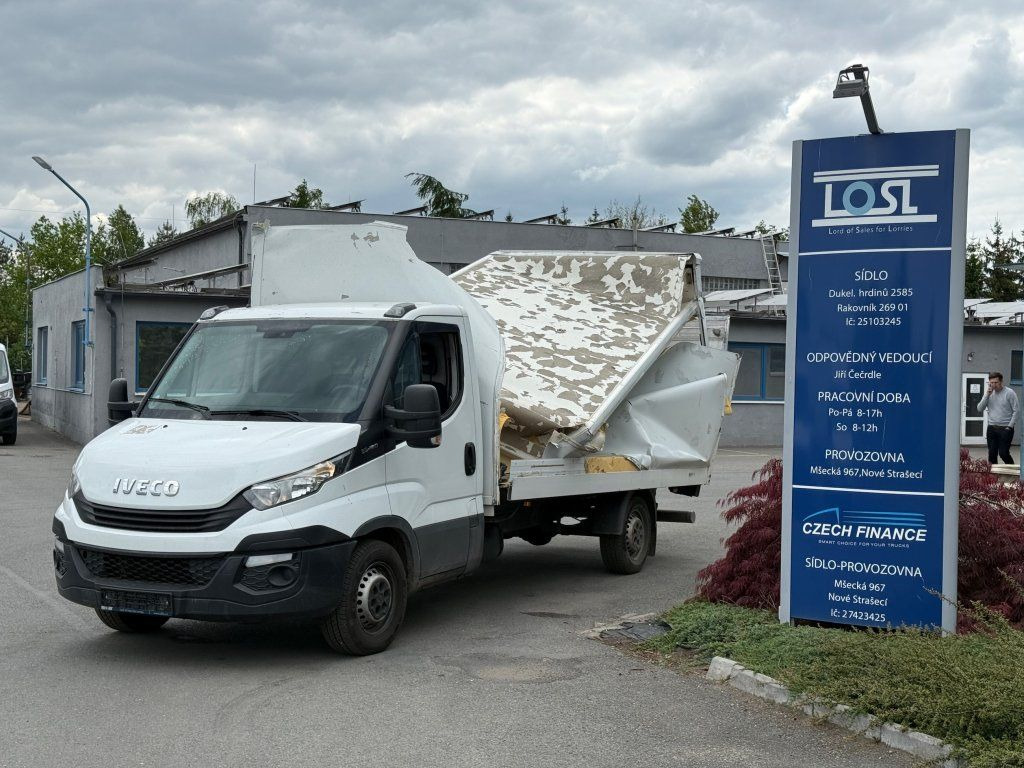 Iveco 35S16 Daily UNFAL - Koffer Transporter: das Bild 1 Iveco 35S16 Daily UNFAL - Koffer Transporter: das Bild 1