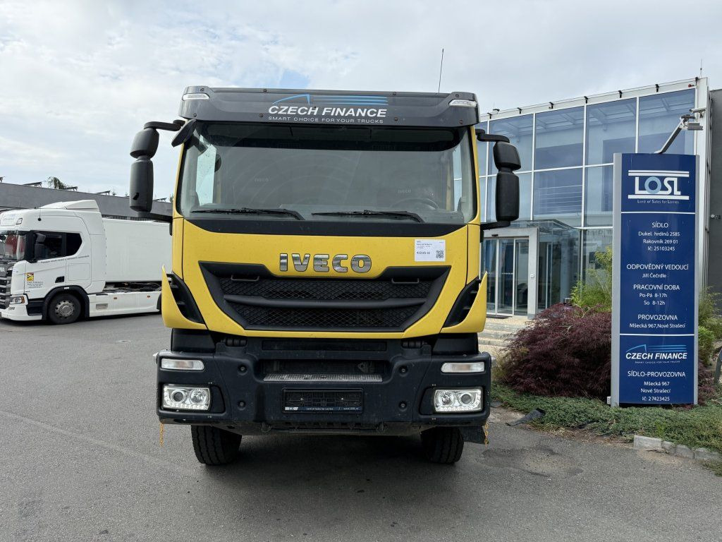 Iveco 410T50 8x4 S1 EURO 6 - Kipper: das Bild 4 Iveco 410T50 8x4 S1 EURO 6 - Kipper: das Bild 4