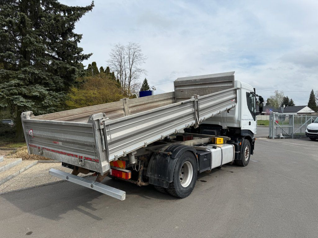 Iveco AS190E45 Stralis S3 EEV - Kipper: das Bild 2 Iveco AS190E45 Stralis S3 EEV - Kipper: das Bild 2