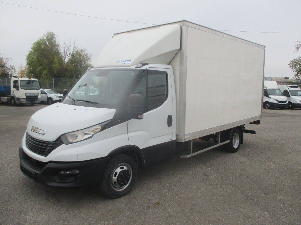 Iveco Daily 35C16 - Koffer Transporter: das Bild 1 Iveco Daily 35C16 - Koffer Transporter: das Bild 1