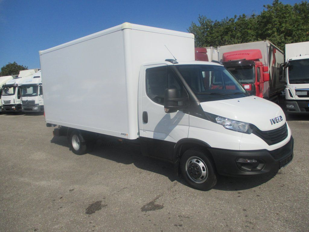 Iveco Daily 35C16 - Koffer Transporter: das Bild 3 Iveco Daily 35C16 - Koffer Transporter: das Bild 3