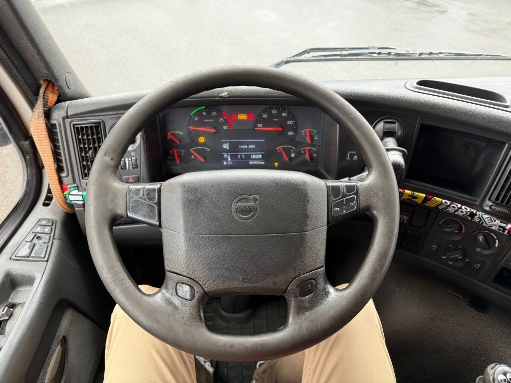 Kipper Iveco FM440 8x6: das Bild 14