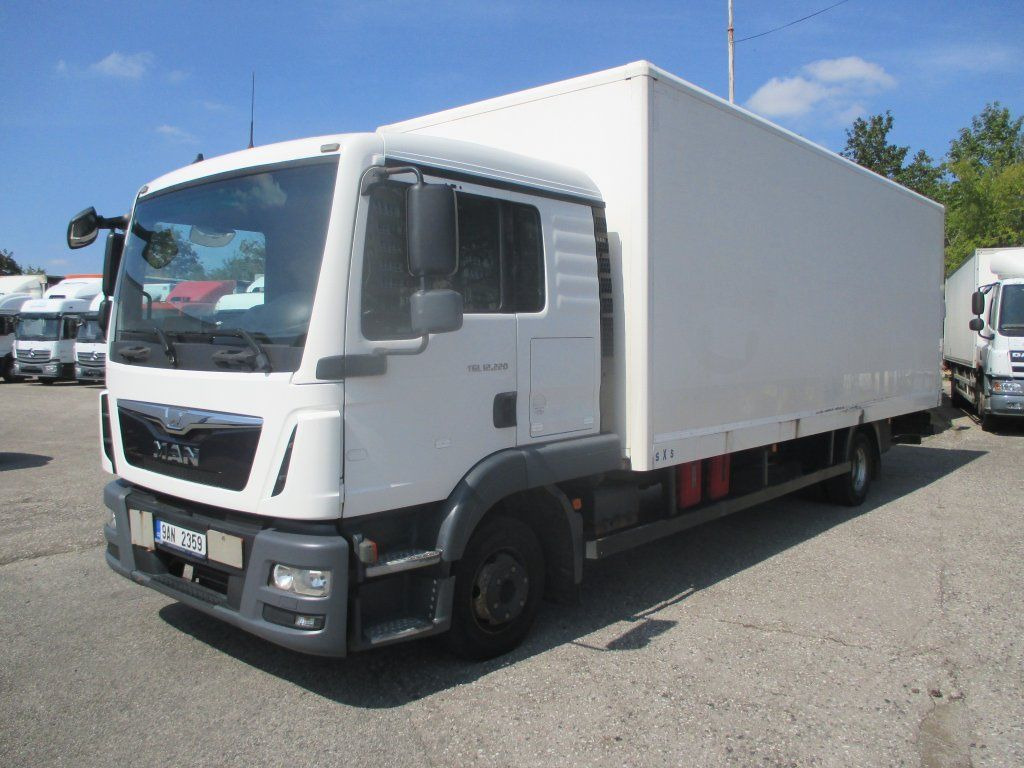 MAN TGL 12.220 - Koffer LKW: das Bild 1 MAN TGL 12.220 - Koffer LKW: das Bild 1