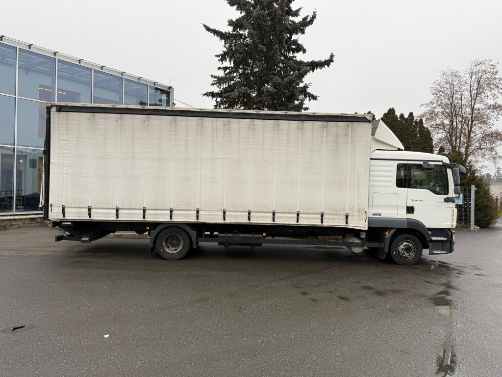 MAN TGL12.220 EURO 5 - Plane LKW: das Bild 3 MAN TGL12.220 EURO 5 - Plane LKW: das Bild 3