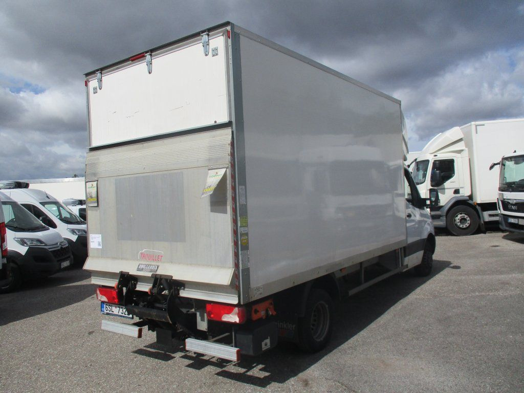 Mercedes-Benz Sprinter 514 CDi - Koffer Transporter: das Bild 5 Mercedes-Benz Sprinter 514 CDi - Koffer Transporter: das Bild 5