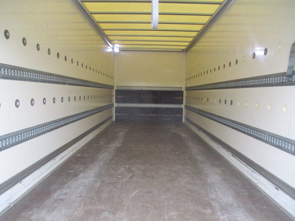 Renault D18, 320 - Koffer LKW: das Bild 5 Renault D18, 320 - Koffer LKW: das Bild 5