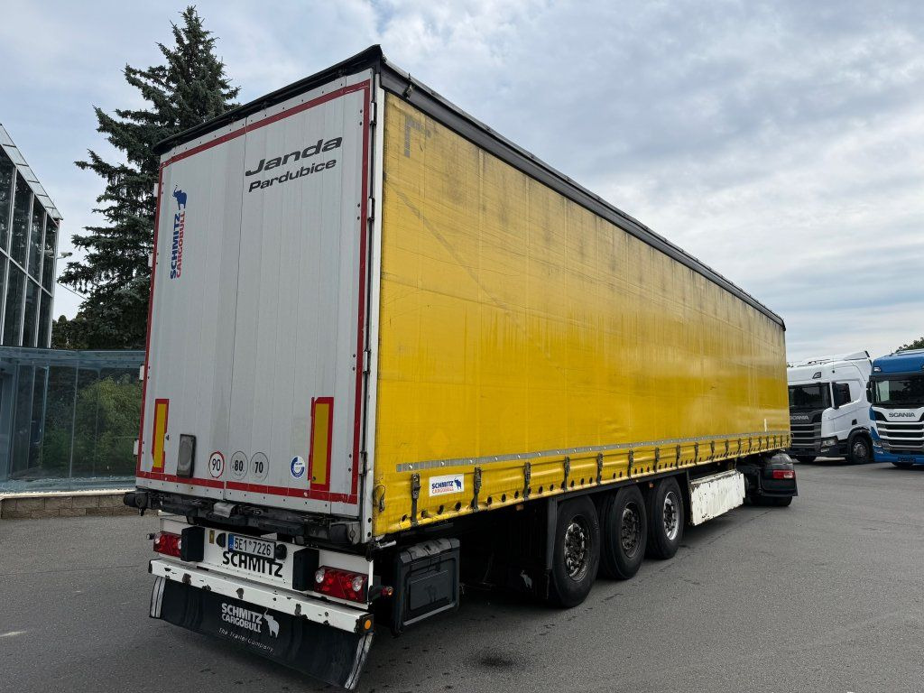 Schmitz Cargobull SCS24 - Planenauflieger: das Bild 3 Schmitz Cargobull SCS24 - Planenauflieger: das Bild 3