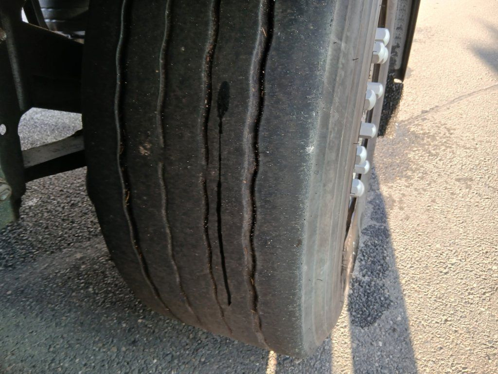 Koffer Auflieger Schmitz Cargobull SKO24 Thermo King SLXe300: das Bild 14