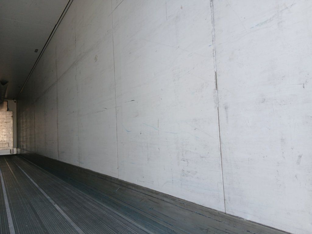 Koffer Auflieger Schmitz Cargobull SKO24 Thermo King SLXe300: das Bild 16