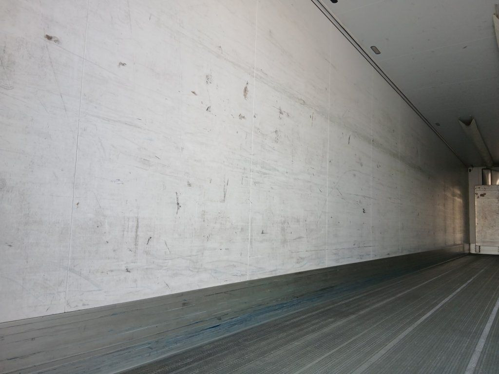 Koffer Auflieger Schmitz Cargobull SKO24 Thermo King SLXe300: das Bild 17