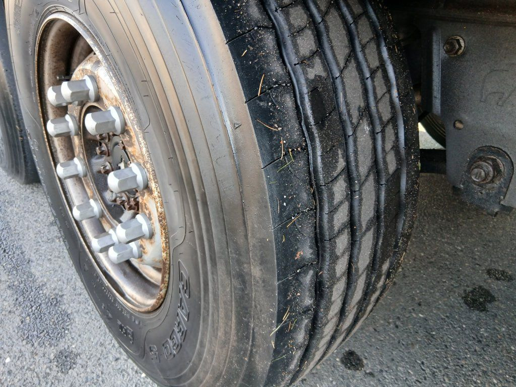 Koffer Auflieger Schmitz Cargobull SKO24 Thermo King SLXe300: das Bild 10