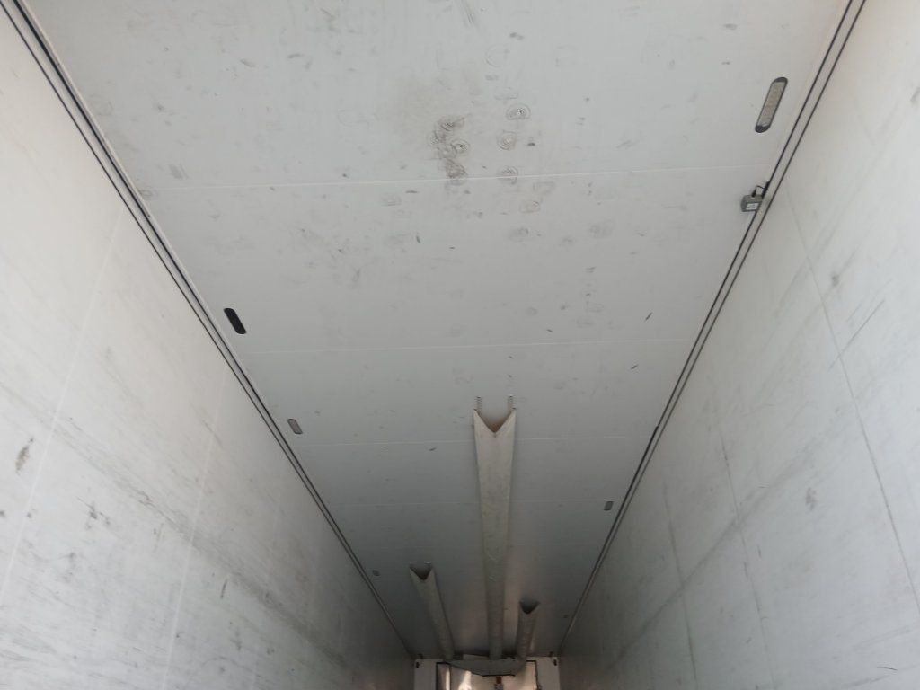 Koffer Auflieger Schmitz Cargobull SKO24 Thermo King SLXe300: das Bild 18