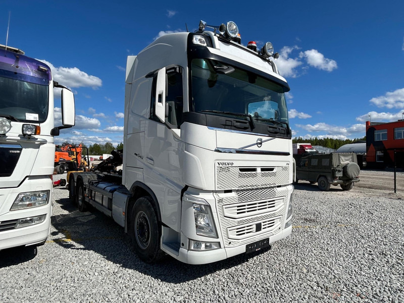 Volvo FH 540 | 6x4 | HIAB 21 | NOSTOTELI | TULOSSA - Abrollkipper: das Bild 3 Volvo FH 540 | 6x4 | HIAB 21 | NOSTOTELI | TULOSSA - Abrollkipper: das Bild 3