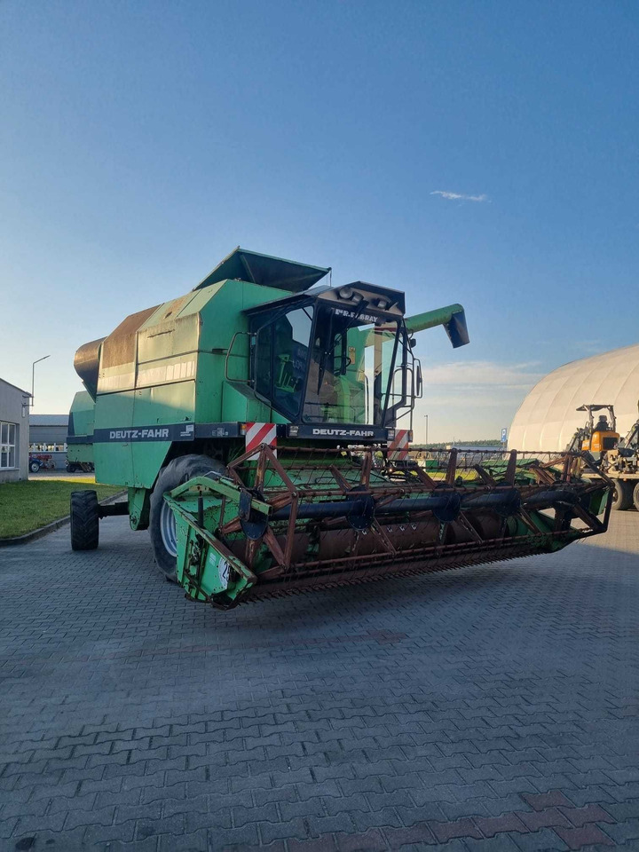 Deutz-Fahr 36.40 - Erntemaschine: das Bild 1 Deutz-Fahr 36.40 - Erntemaschine: das Bild 1