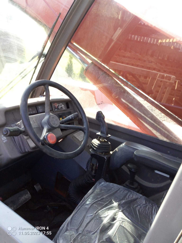 Ładowarka teleskopowa Manitou 628 - Teleskoplader: das Bild 3 Ładowarka teleskopowa Manitou 628 - Teleskoplader: das Bild 3