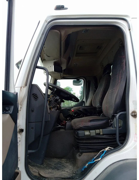 Renault Premium 320 6x2 - Müllwagen: das Bild 5 Renault Premium 320 6x2 - Müllwagen: das Bild 5