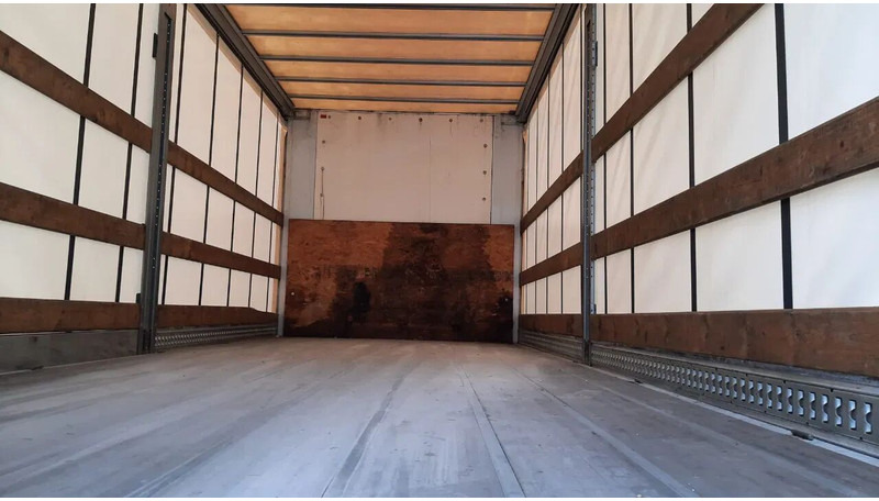 Renault Premium 370 DXI - manual gearbox - Euro 5 - Plane LKW: das Bild 4 Renault Premium 370 DXI - manual gearbox - Euro 5 - Plane LKW: das Bild 4