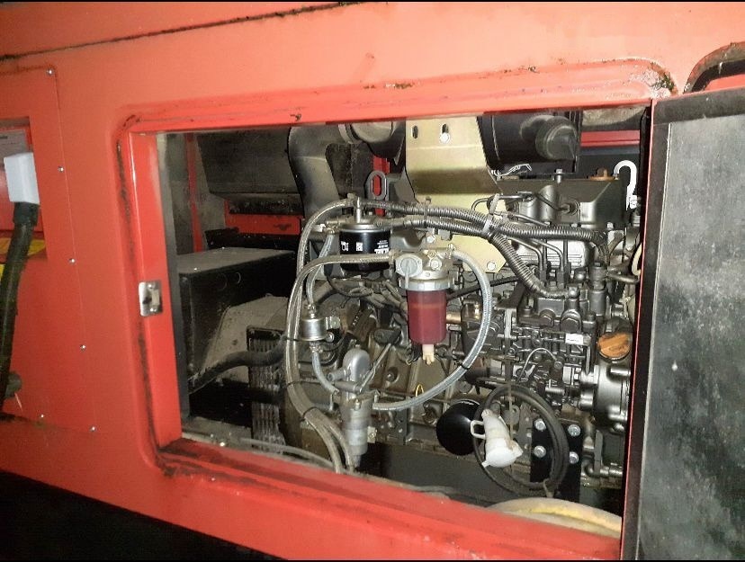 Genelec - Stromgenerator: das Bild 2 Genelec - Stromgenerator: das Bild 2