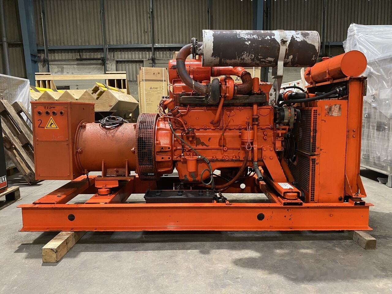 Renault 88 kVa - Stromgenerator: das Bild 3 Renault 88 kVa - Stromgenerator: das Bild 3