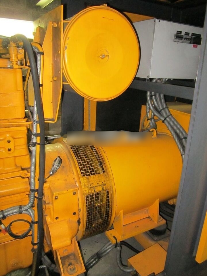 SDMO 330 kVa Cummins NT855-G6 - Stromgenerator: das Bild 3 SDMO 330 kVa Cummins NT855-G6 - Stromgenerator: das Bild 3