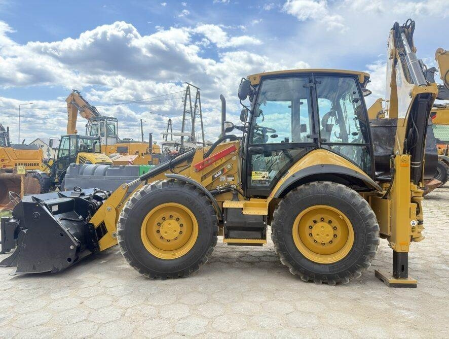 CAT 444F - Baggerlader: das Bild 1 CAT 444F - Baggerlader: das Bild 1