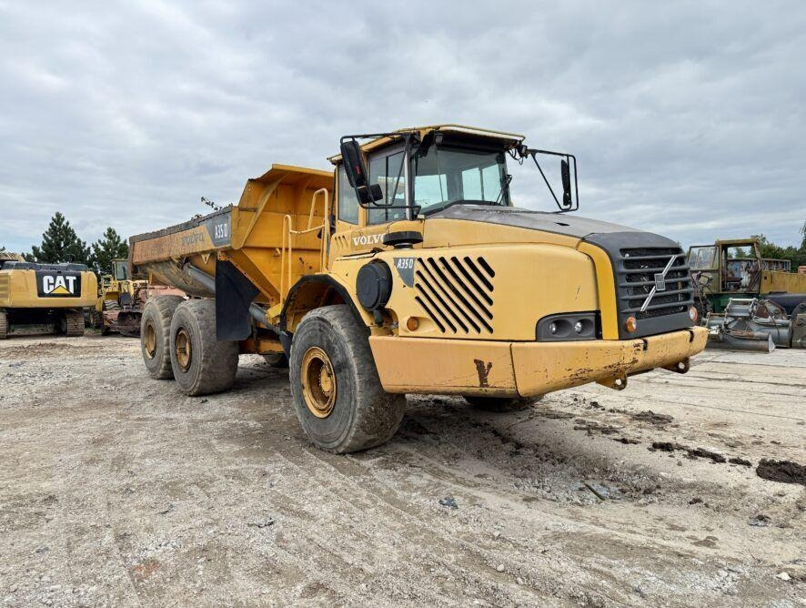 Knickgelenkter Dumper Volvo A35D: das Bild 6