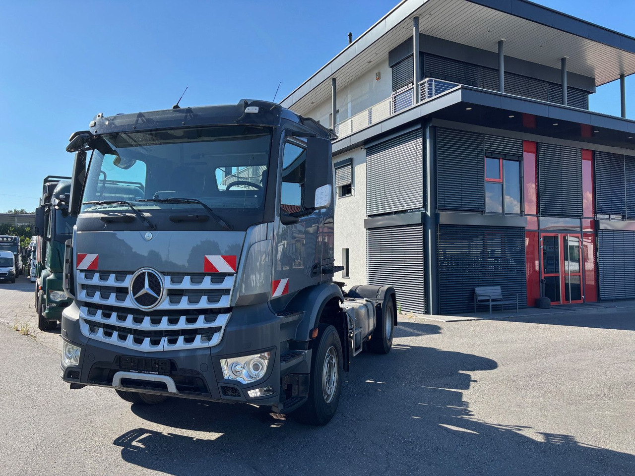 Mercedes-Benz Arocs 1842 Retarder/Kipphyd./Klima - Sattelzugmaschine: das Bild 1 Mercedes-Benz Arocs 1842 Retarder/Kipphyd./Klima - Sattelzugmaschine: das Bild 1
