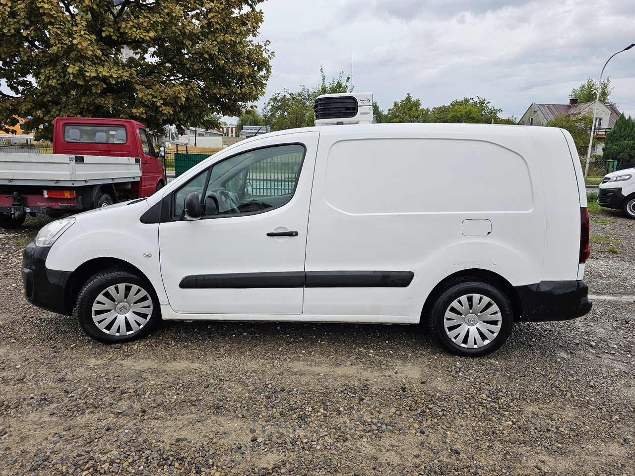 CITROËN Berlingo long chlodnia mroznia carrier Klima EURO6 - Kühltransporter: das Bild 5 CITROËN Berlingo long chlodnia mroznia carrier Klima EURO6 - Kühltransporter: das Bild 5