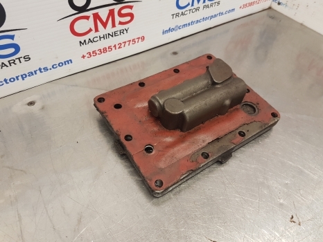 Case 885, 995, 695, 785, 595 Hydraulic Valve, Cover 83190c92, 83190c91 - Hydraulik ventil für Traktor: das Bild 3 Case 885, 995, 695, 785, 595 Hydraulic Valve, Cover 83190c92, 83190c91 - Hydraulik ventil für Traktor: das Bild 3