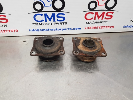Case Maxxum 5120, 5140, 5130, 5240 Cab Front Support Damper Pair 1533773c1 - Fahrerhausaufhängung: das Bild 1 Case Maxxum 5120, 5140, 5130, 5240 Cab Front Support Damper Pair 1533773c1 - Fahrerhausaufhängung: das Bild 1