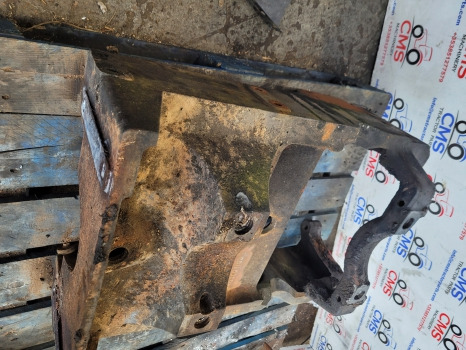 Federung Claas Ares 500, 600, 800 Series 656 Rx Rz Front Axle Support Bolster 7700098196: das Bild 6