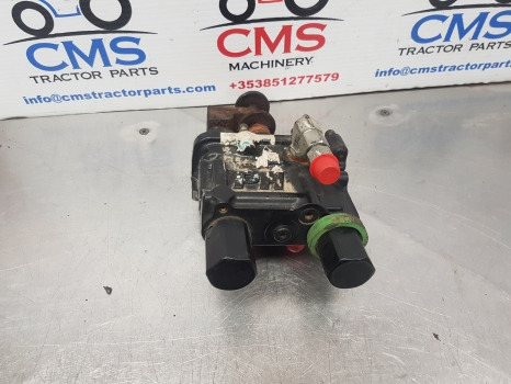 Claas Arion 530, Arion 500, 600, Brake Master Cylinder 11253932, 0021585080 - Bremsventil für Landmaschine: das Bild 5 Claas Arion 530, Arion 500, 600, Brake Master Cylinder 11253932, 0021585080 - Bremsventil für Landmaschine: das Bild 5