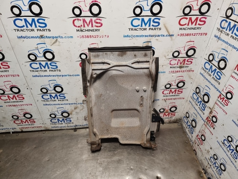 Claas Arion 640, 500, 600, Cab Front Support 2136357, 002163354 - Fahrerhausaufhängung: das Bild 1 Claas Arion 640, 500, 600, Cab Front Support 2136357, 002163354 - Fahrerhausaufhängung: das Bild 1