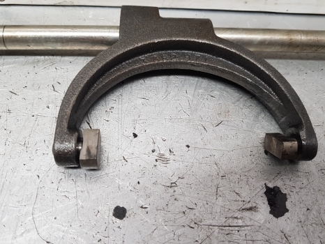 Transmission für Traktor Claas Arion Series 640 Pto Control Fork 3362971; 3389580; 6005019193; 6005019194: das Bild 7