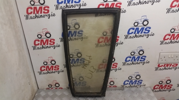 David Brown Case Front Panel Glass Right With Seal K262897 K303690 - Fenster und Teile für Traktor: das Bild 2 David Brown Case Front Panel Glass Right With Seal K262897 K303690 - Fenster und Teile für Traktor: das Bild 2