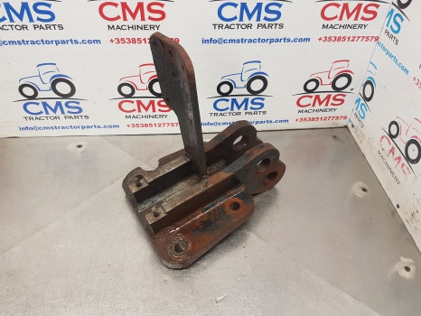 Deutz Agrotron 120, 4xx, 6xx, 4.80, 6.30, 6.45, Top Link Bracket 04415201 - Federung: das Bild 1 Deutz Agrotron 120, 4xx, 6xx, 4.80, 6.30, 6.45, Top Link Bracket 04415201 - Federung: das Bild 1