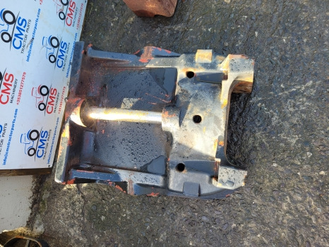 Deutz Agrotron Series 135, 150, 150.7 Front Axle Support Frame Bolster 04416542, 04422720 - Federung: das Bild 2 Deutz Agrotron Series 135, 150, 150.7 Front Axle Support Frame Bolster 04416542, 04422720 - Federung: das Bild 2
