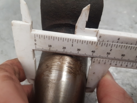 Fiat 90-90, 80-66 New Holland Td, Td D Front Axle Drive Shaft Fork Short 9962245 - Antriebswelle für Traktor: das Bild 4 Fiat 90-90, 80-66 New Holland Td, Td D Front Axle Drive Shaft Fork Short 9962245 - Antriebswelle für Traktor: das Bild 4