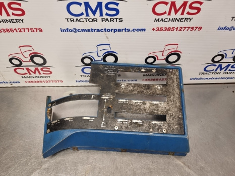 Ford 10, 30, Tw Series 7610, 6610, 5610, Sq Cab Quadrant Panel E9nn19n710aa11b - Fahrerhaus und Interieur: das Bild 2 Ford 10, 30, Tw Series 7610, 6610, 5610, Sq Cab Quadrant Panel E9nn19n710aa11b - Fahrerhaus und Interieur: das Bild 2
