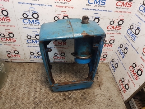Ford 3000, 2000, 2600, 3600, 3900, 4110 Nose Cone D4nn8n202d, 83900735 - Karosserie und Außen für Traktor: das Bild 1 Ford 3000, 2000, 2600, 3600, 3900, 4110 Nose Cone D4nn8n202d, 83900735 - Karosserie und Außen für Traktor: das Bild 1