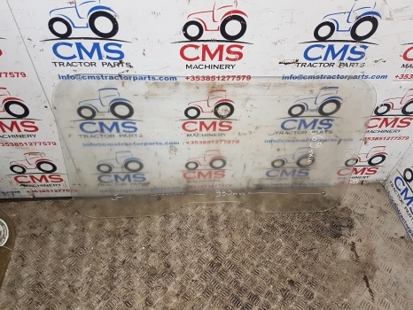 Ford 3000, 2000, 2600, 3600 Cab Front Glass 81822764 - Fenster und Teile für Traktor: das Bild 1 Ford 3000, 2000, 2600, 3600 Cab Front Glass 81822764 - Fenster und Teile für Traktor: das Bild 1