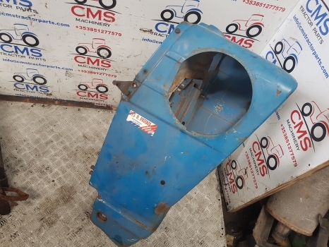 Ford 3000, 4000, 2000, 2300, 3400, 7000, 4400 Nose Cone C7nn8n202v, 83909882 - Karosserie und Außen für Traktor: das Bild 3 Ford 3000, 4000, 2000, 2300, 3400, 7000, 4400 Nose Cone C7nn8n202v, 83909882 - Karosserie und Außen für Traktor: das Bild 3