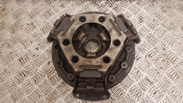 Ford 4100, 4200 Clutch Pressure Plate C9nn7563e - Kupplung und Teile für Traktor: das Bild 2 Ford 4100, 4200 Clutch Pressure Plate C9nn7563e - Kupplung und Teile für Traktor: das Bild 2