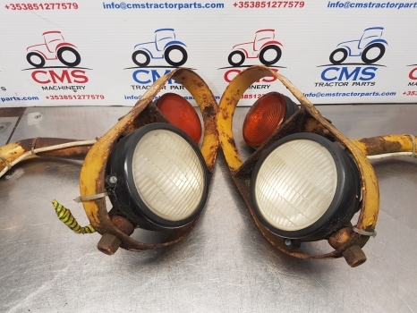Ford 550, 555, 655 Working Lighs Assembly 83930993, E1nn13n083bc12z - Lichter/ Leuchten für Baggerlader: das Bild 2 Ford 550, 555, 655 Working Lighs Assembly 83930993, E1nn13n083bc12z - Lichter/ Leuchten für Baggerlader: das Bild 2