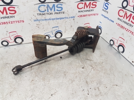 Ford 7610 10 Series Clutch Pedal 83960492, E4nn7n546aa12b, E4nn7d082bc - Kupplung und Teile für Traktor: das Bild 5 Ford 7610 10 Series Clutch Pedal 83960492, E4nn7n546aa12b, E4nn7d082bc - Kupplung und Teile für Traktor: das Bild 5