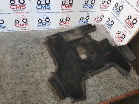 Ford 7610, 5610, 10, Tw, 30, 8530, 8630, 8730 Cab Floor Mat Q Cab E4nn9413010dd - Fahrerhaus und Interieur für Traktor: das Bild 5 Ford 7610, 5610, 10, Tw, 30, 8530, 8630, 8730 Cab Floor Mat Q Cab E4nn9413010dd - Fahrerhaus und Interieur für Traktor: das Bild 5