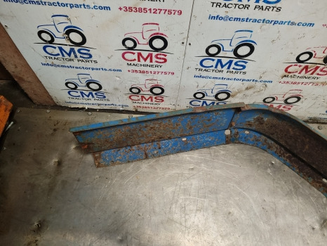 Ford 7840, 6640, 40 Series, Cab Mudguard Pair 82003106, 82003105 - Kotflügel: das Bild 5 Ford 7840, 6640, 40 Series, Cab Mudguard Pair 82003106, 82003105 - Kotflügel: das Bild 5