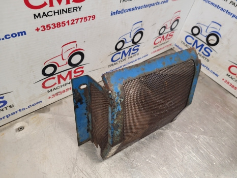 Ford 7910, 7810, 8210 Engine Side Guard, Shield Grill Cut, Parts E9nn19n710aa11b - Kühlergrill: das Bild 3 Ford 7910, 7810, 8210 Engine Side Guard, Shield Grill Cut, Parts E9nn19n710aa11b - Kühlergrill: das Bild 3