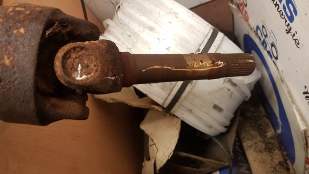 Jcb 3cx Front Axle Drive Shaft Long 1223 Mm 914/23200, 914/38400 - Antriebswelle für Baggerlader: das Bild 4 Jcb 3cx Front Axle Drive Shaft Long 1223 Mm 914/23200, 914/38400 - Antriebswelle für Baggerlader: das Bild 4