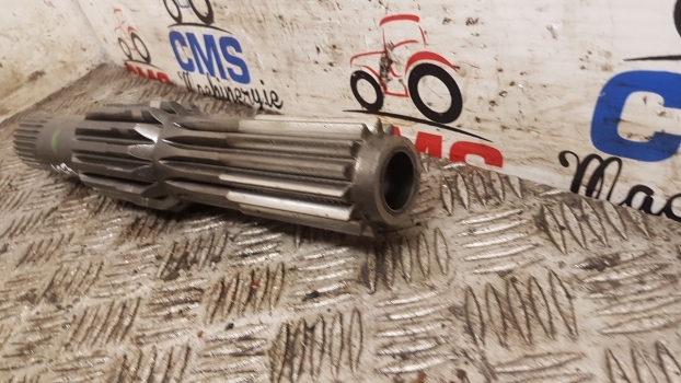 John Deere 2950, 3050, 3350, 3040, 3140, 3650 Rear Axle Drive Shaft Lhs L41623 - Antriebswelle für Traktor: das Bild 2 John Deere 2950, 3050, 3350, 3040, 3140, 3650 Rear Axle Drive Shaft Lhs L41623 - Antriebswelle für Traktor: das Bild 2